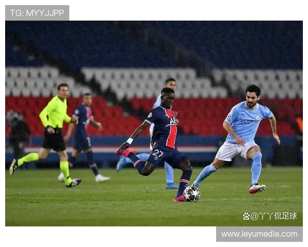 从0-2到3-2：巴黎圣日耳曼客场逆转背后的战术调整