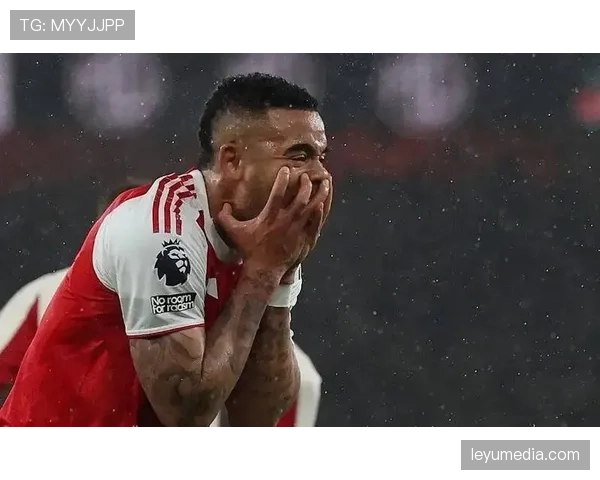 佛罗伦萨0-0闷平萨勒尼塔纳，错失提升排名机会